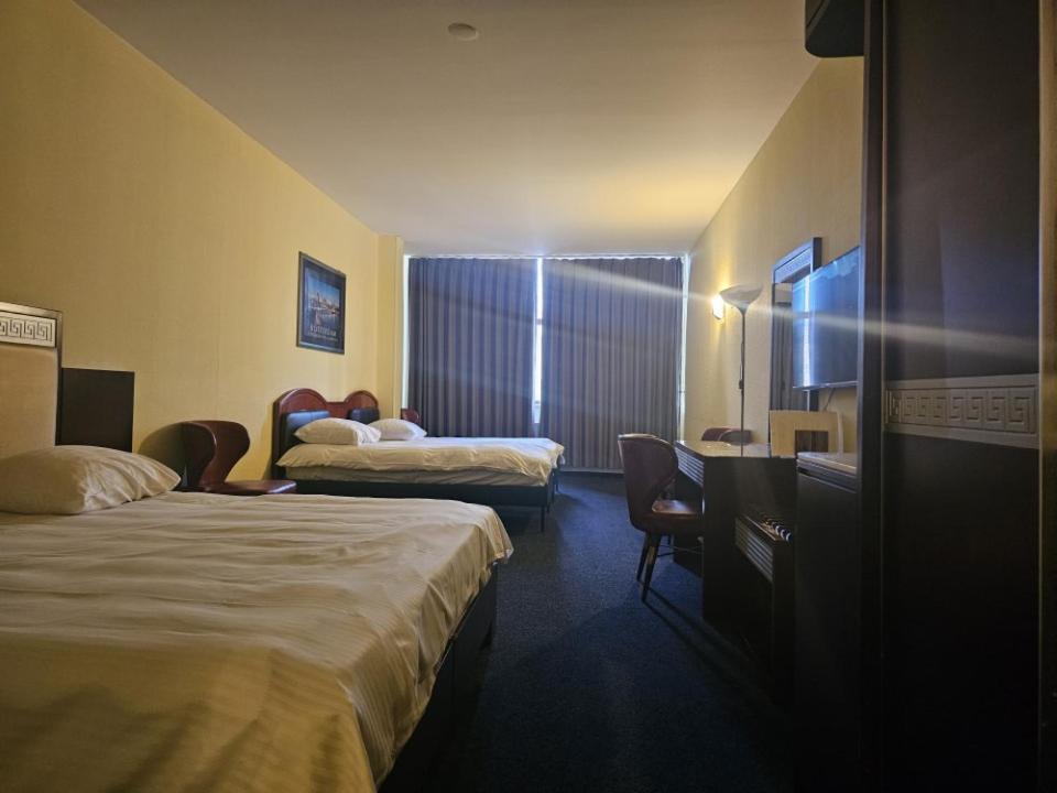 New Ocean Paradise 3* Rotterdam